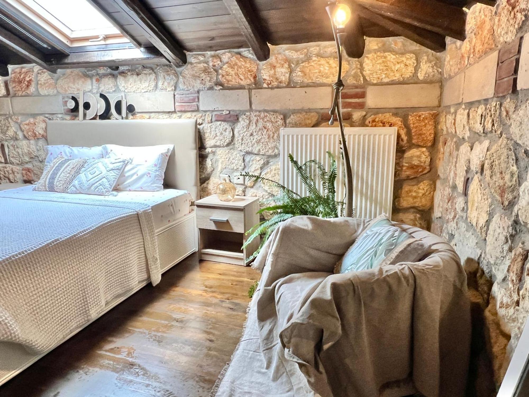 Hostal Boutique Stone House Psakoudia Exterior foto