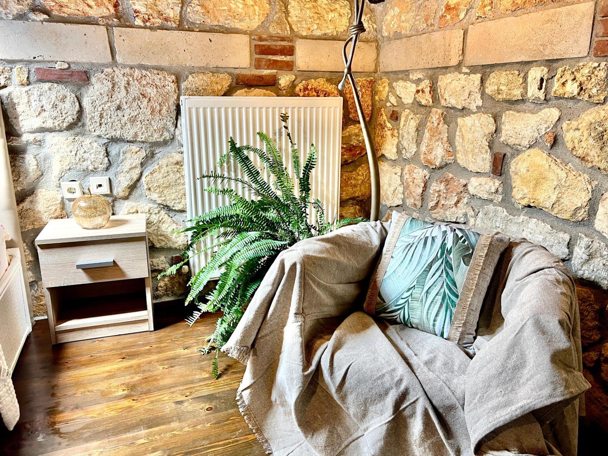 Hostal Boutique Stone House Psakoudia Exterior foto